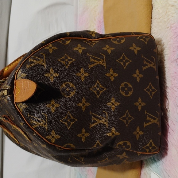 FLASH SALE! Authentic Louis Vuitton Monogram 30 Handbag W Dust Bag SP0929 - Picture 4 of 14